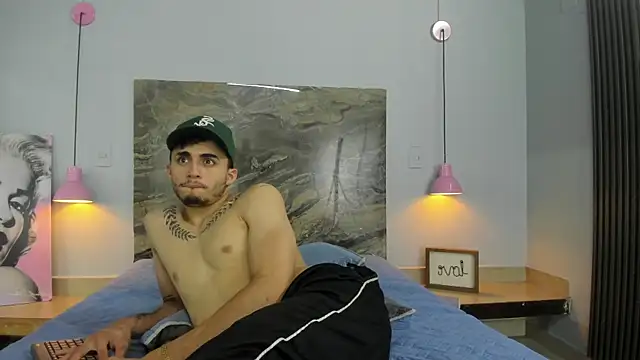 James-06 Chat XXX live