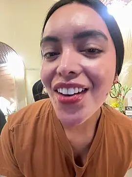 TS-SimplyTheBest Chat XXX live