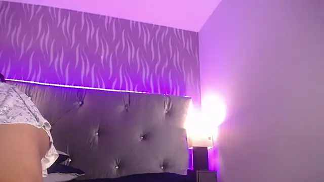 ChantalPetit Live XXX-Chat
