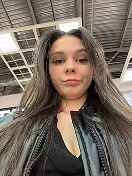 Онлайн чат XXX Ttixmila