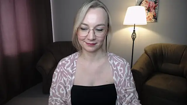 Živý XXX chat Ava_Elior