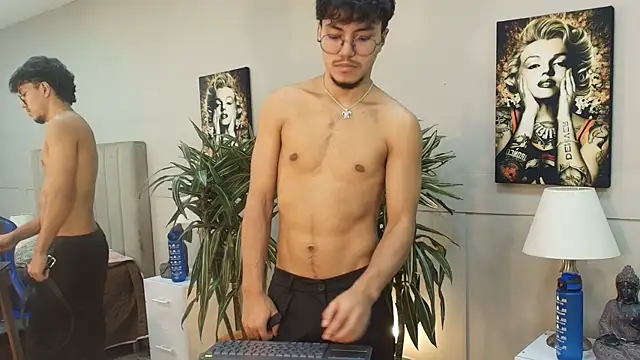 kai_storn webkamerás műsora