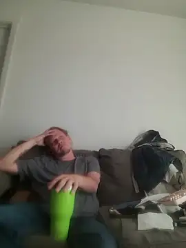 yourMasterisBored Chat XXX in diretta