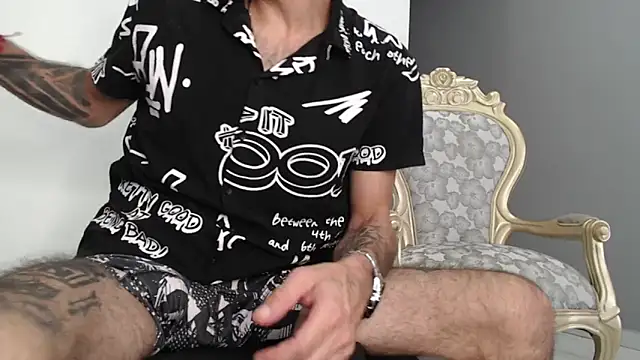 bigdick_monster1 élő XXX-chatje