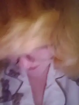 mcjbgfhgjhiiilllufjyf's Webcam Show