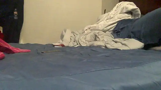 bubblebut420 Show in webcam