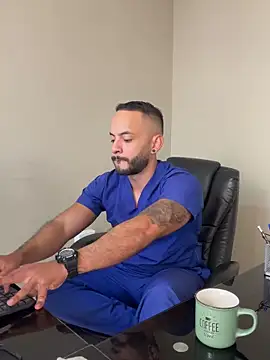 Chatroom XXX en direct de Mike_savage3