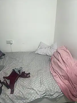 SluttyCouple69 webkamerás műsora