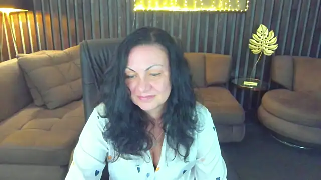 IrissMoon's Webcam Show