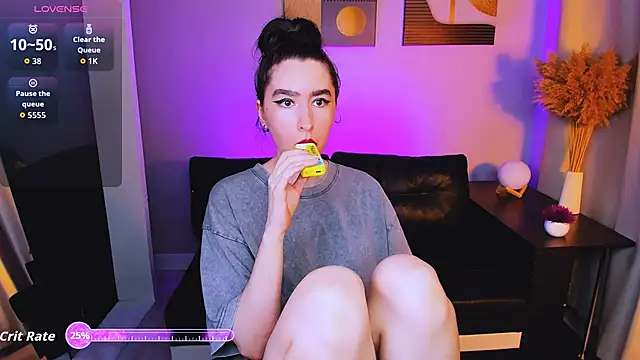 Lily_xBabe élő XXX-chatje