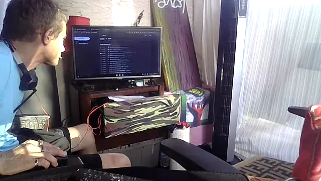 WWGD69 Show in webcam