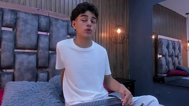 عرض كام owen__johnson