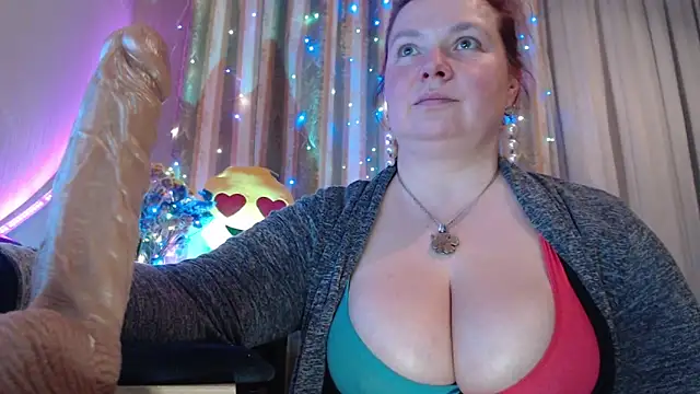 amorelara Chat XXX live