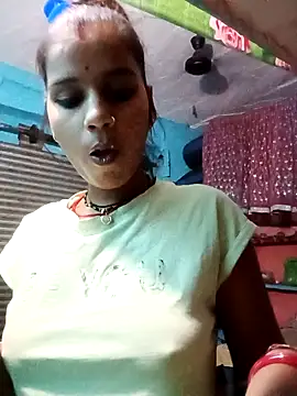XXX chat uživo modela Raveena0990