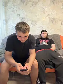 desiredude9 Webcam show