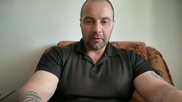 JonathanTiago – Naživo XXX chat