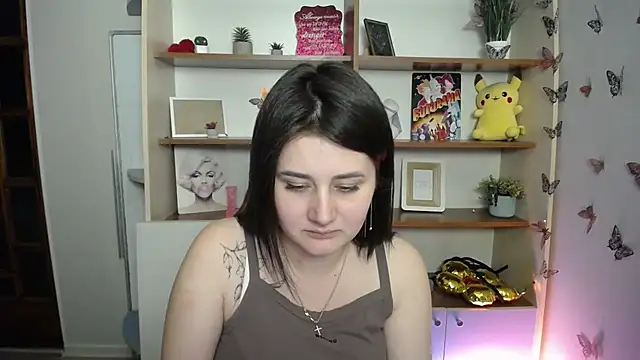 Katrin_kiss_ Adlı Modelin Canlı XXX Sohbeti
