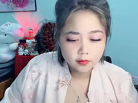 Nhanlu009's Live XXX Chat