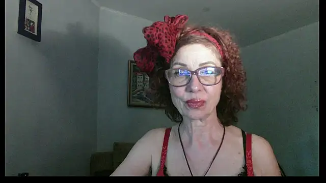 Kelly_Flurr's Live XXX Chat