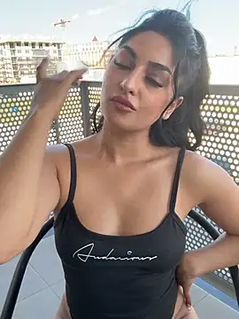 Mia_spicyy's Live XXX Chat