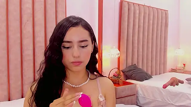 Zoe_Monrow élő XXX-chatje