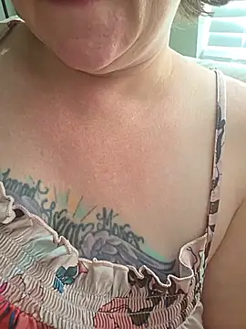 julimonroe live XXX chat