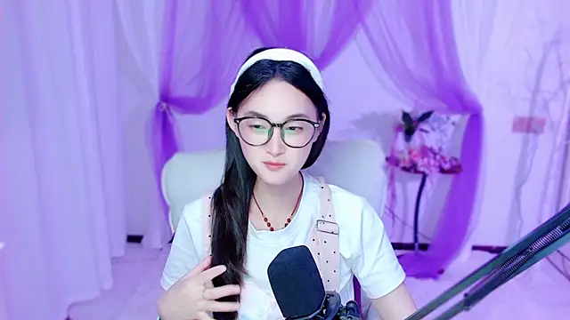 Tili_Lucky 在線直播表演