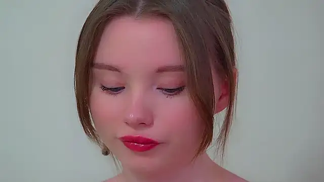 KeiraAsti Chat XXX in diretta