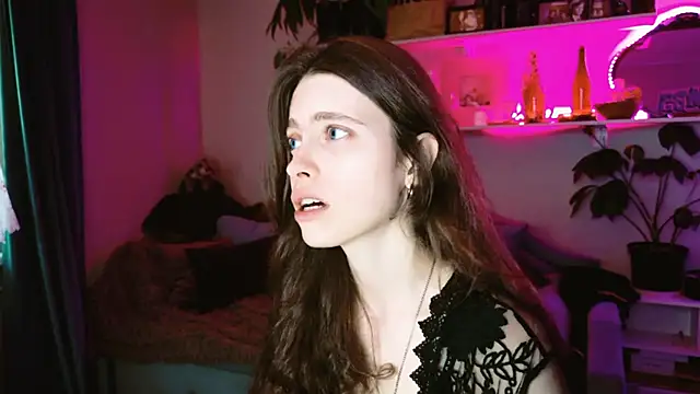 Yoka_paradoXXX élő XXX-chatje