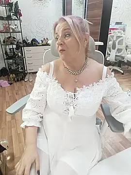 AvrilMillers Chat XXX in diretta