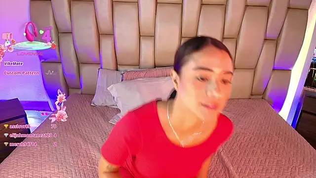 Sweet--Zoe's Live XXX Chat