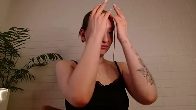 Chat XXX ao vivo de WhitePrincessLuna
