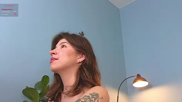 ByteBlushh Adlı Modelin Canlı XXX Sohbeti