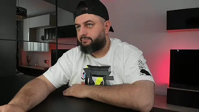 Chat +18 de DravenPeak ao vivo