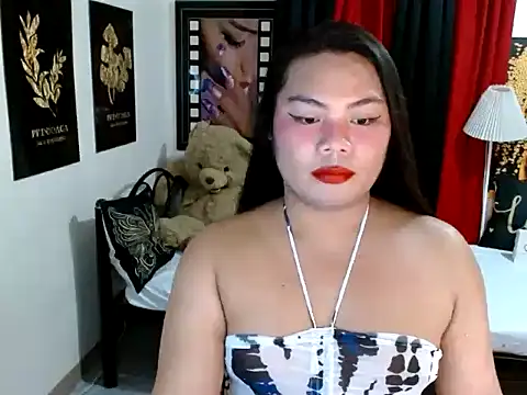 TSbrianaHugeCock Webcamshow