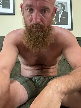 دردشة 32XRedBeard الجنسية المباشرة