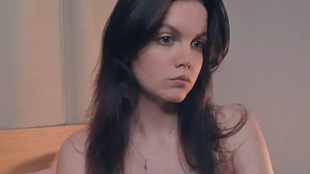 JuliannPaysour's Live XXX Chat