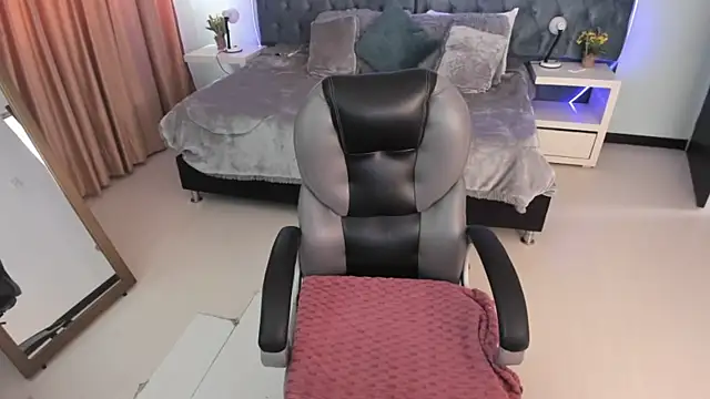 Živý XXX chat Blair_red_