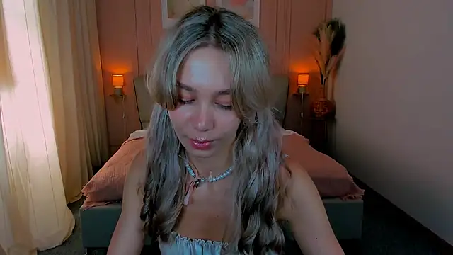 LuluAlis – Naživo XXX chat