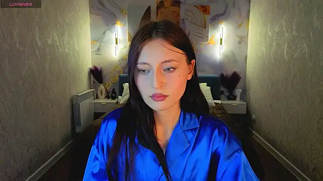 Tracey_Gill Adlı Modelin Canlı XXX Sohbeti