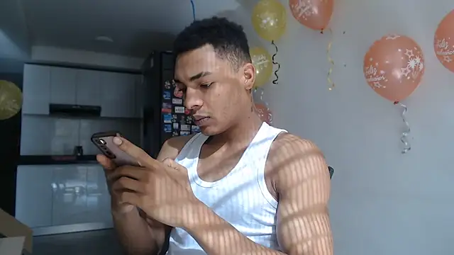 Jhonyblack_1's Webcam Show