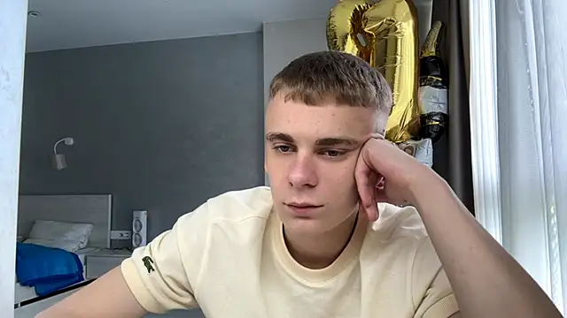 SoloFury Live XXX Chat