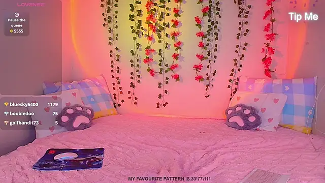 Elizabeth_Kitty_'s Live XXX Chat