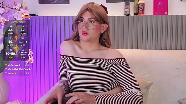 Victoria_Hiills' Webcam Show