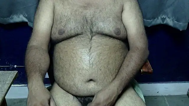 hairysubcub_70 Show Webcam