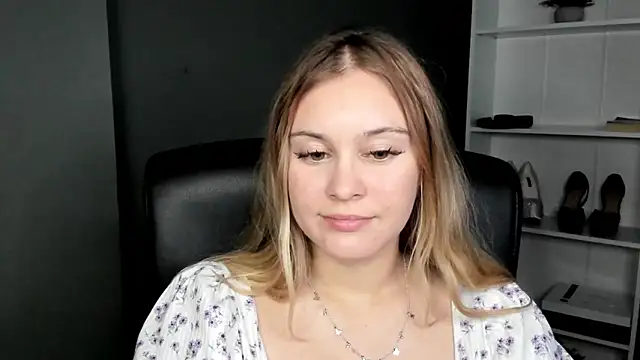 Czat XXX na żywo – kitty_valeria