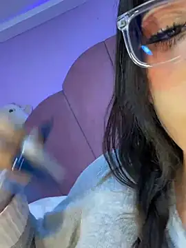 Chatroom XXX en direct de AlissonDannae777