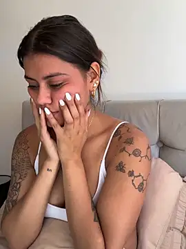 Chat +18 de RachelWeisz_ ao vivo
