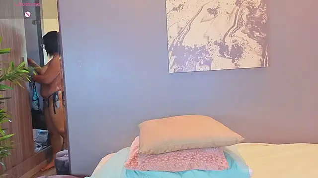 Karlie_moore_ Show in webcam