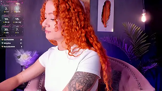 amy_e: онлайн-секс-чат